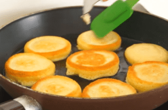 Рецепт пишних та корисних оладок, які не вбирають олію: 15-20 хвилин на кухні – і гора смакоти на тарілці Рецепт пишних та корисних оладок, які не вбирають олію: 15-20 хвилин на кухні – і гора смакоти на тарілці