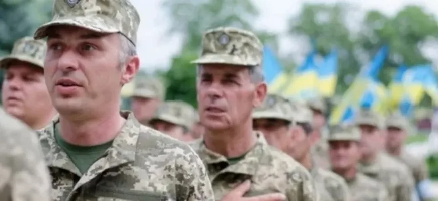 Добровольців більше немає, але без мобілізації Україна не зможе стримати Росію Добровольців більше немає, але без мобілізації Україна не зможе стримати Росію