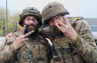 Героїв нагородили: Двоє українських військових 165 днів безперервно утримували позиції на передовій (фото) Героїв нагородили: Двоє українських військових 165 днів безперервно утримували позиції на передовій (фото)