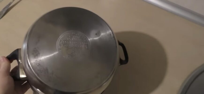 Мию 5 каструль до блиску за 7 хвилин: беру всього один простий засіб, який є на кожній кухні Мию 5 каструль до блиску за 7 хвилин: беру всього один простий засіб, який є на кожній кухні