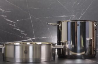 Зіпсувала 3 каструлі цим: більше не готуватиму ці 5 продуктів в посудині з нержавіючої сталі Зіпсувала 3 каструлі цим: більше не готуватиму ці 5 продуктів в посудині з нержавіючої сталі