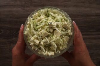 Цей салат чоловік просить на кожне свято: 4 простих інгредієнти, але смак – кращий, ніж у “Шуби” чи “Олів’є” Цей салат чоловік просить на кожне свято: 4 простих інгредієнти, але смак – кращий, ніж у “Шуби” чи “Олів’є”