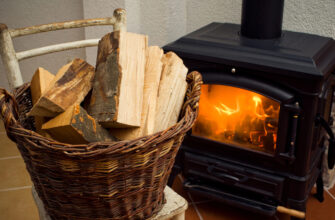 Не топіть цим грубку: 3 види дров, які шкодять димарю і не зігріють Не топіть цим грубку: 3 види дров, які шкодять димарю і не зігріють