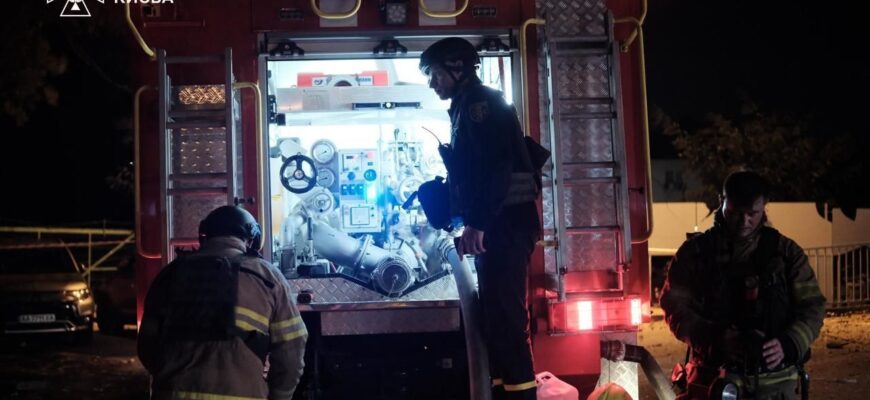 Перша зустріч батька із сином, народженим під ударами армії РФ: кадри, від яких не стримати сліз Перша зустріч батька із сином, народженим під ударами армії РФ: кадри, від яких не стримати сліз