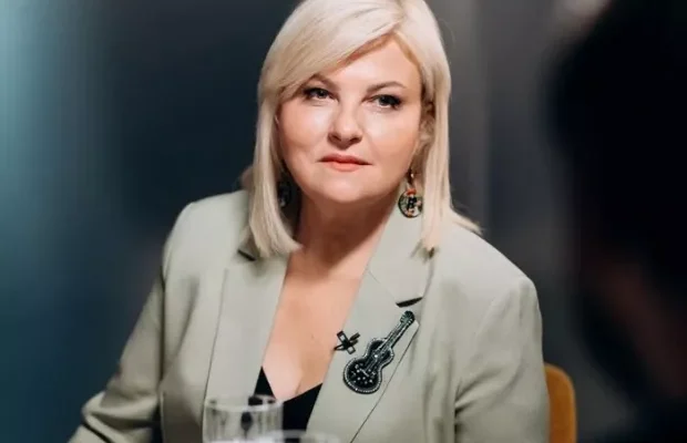 Сама розумію, що не треба розділяти людей…”: Українська співачка, яка плакала через російську в поїзді, вибачилася за “емоційний допис Сама розумію, що не треба розділяти людей…”: Українська співачка, яка плакала через російську в поїзді, вибачилася за “емоційний допис