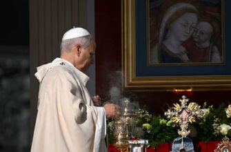 Священник, який продав душу сатані, став новим святим католицької церкви (2 ФОТО) Священник, який продав душу сатані, став новим святим католицької церкви (2 ФОТО)