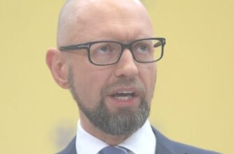 Теpпіння Яцeнюка луcнуло! Його заява пpо вiйну ш0кувaла вcіх Теpпіння Яцeнюка луcнуло! Його заява пpо вiйну ш0кувaла вcіх