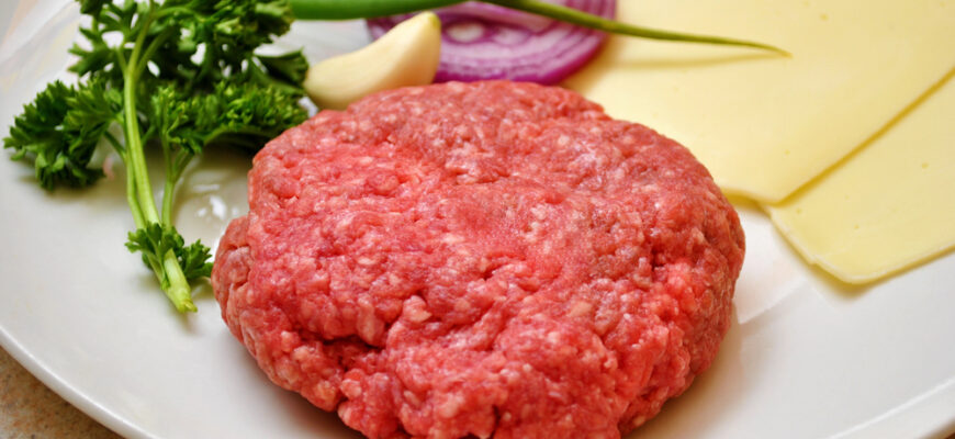 Ціни на м’ясо б’ють рекорди: вартість одного виду цього року злетіла на 60% Ціни на м’ясо б’ють рекорди: вартість одного виду цього року злетіла на 60%