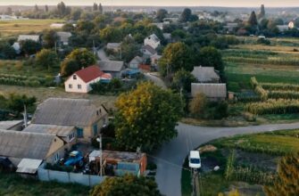Українців починають переселяти в села: запрацювала спецпрограма – дають будинки Українців починають переселяти в села: запрацювала спецпрограма – дають будинки