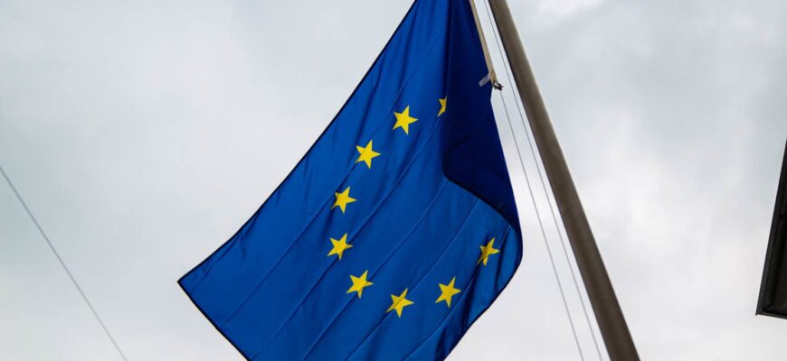 Вперше ЄС офіційно представить план підготовки до війни з Росією: стала відома роль України Вперше ЄС офіційно представить план підготовки до війни з Росією: стала відома роль України