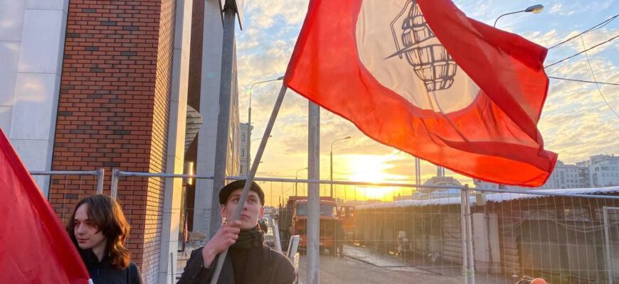 У Москві люди вийшли на протест – силовики почали затримання У Москві люди вийшли на протест – силовики почали затримання