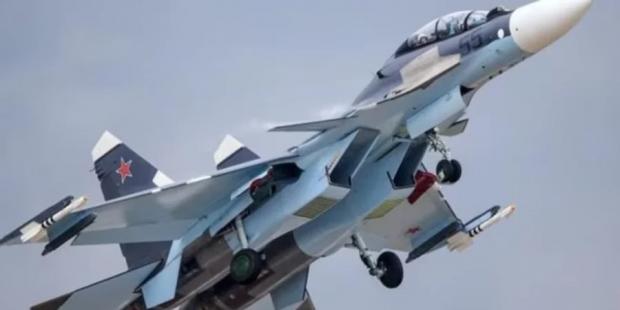 “Відбили” атаку українців ефективно: Росіяни збили власний літак над окупованим Кримом (відео) “Відбили” атаку українців ефективно: Росіяни збили власний літак над окупованим Кримом (відео)