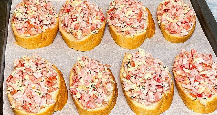 Вранці за ними стоїть черга: Бутерброди на сніданок, які можна приготувати за 8 хвилин Вранці за ними стоїть черга: Бутерброди на сніданок, які можна приготувати за 8 хвилин