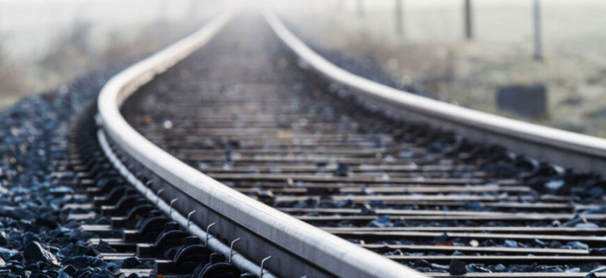 Вибух на шляху до Пскова: невідомі атакували склад з військовим вантажем РФ Вибух на шляху до Пскова: невідомі атакували склад з військовим вантажем РФ