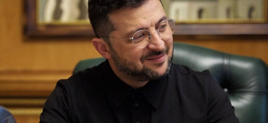 Зеленський зателефонував Трампу: стали відомі подробиці розмови президентів Зеленський зателефонував Трампу: стали відомі подробиці розмови президентів