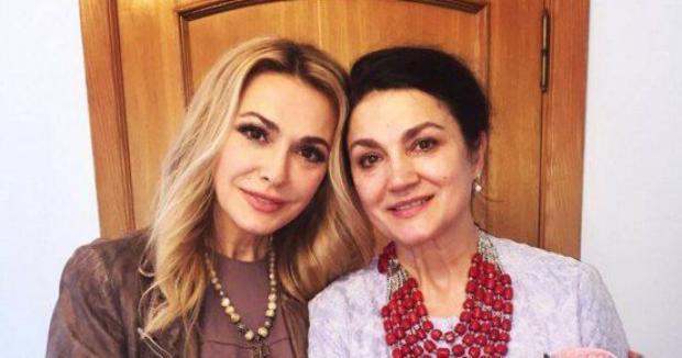 “Знаєте, це боляче”: Ольга Сумська розповіла, що не спілкується з сестрою Наталією “Знаєте, це боляче”: Ольга Сумська розповіла, що не спілкується з сестрою Наталією