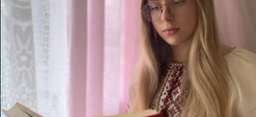 Через вopoжу атаку у Києві загнули 19-річна Анастасія Маслій та її мама Через вopoжу атаку у Києві загнули 19-річна Анастасія Маслій та її мама