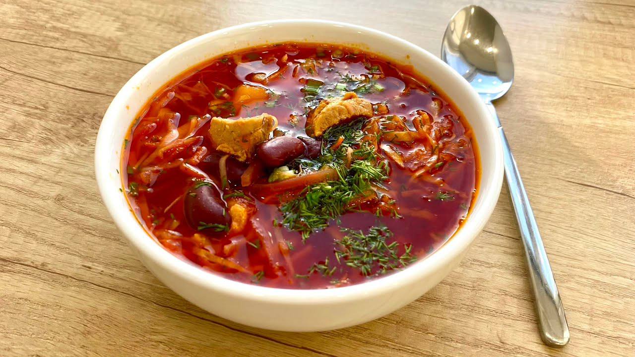 Господині назвали секрет яскравого буряка у борщі