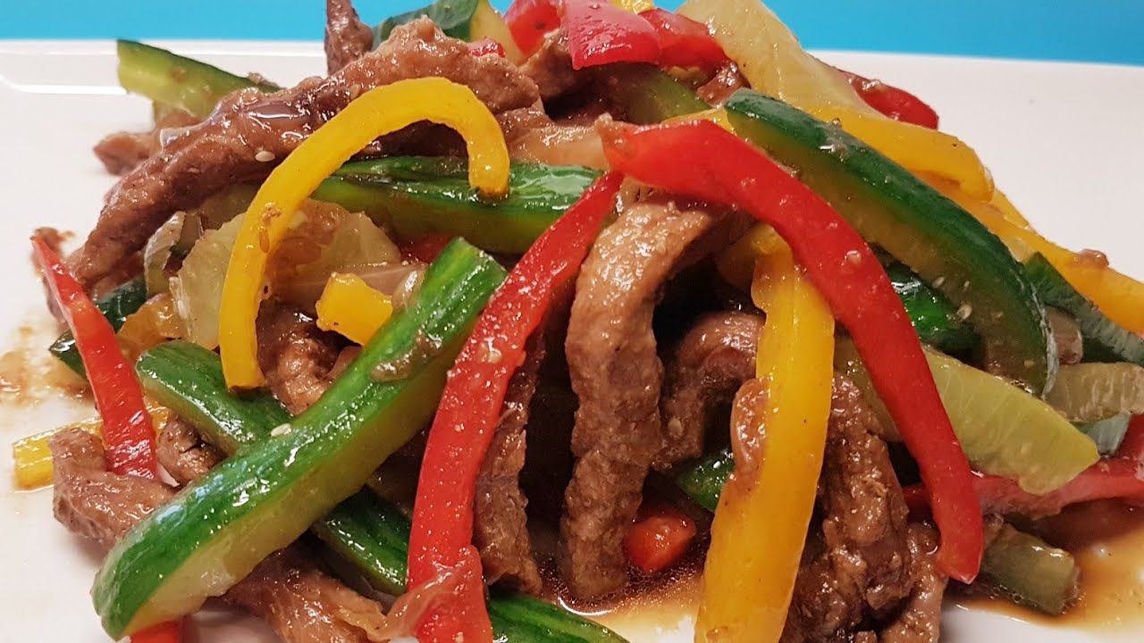 Кулінари розповіли, як приготувати пікантний салат із яловичиною без майонезу