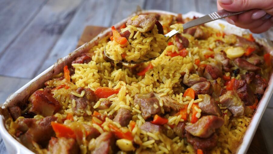 Кулінари розповіли, як приготувати смачний плов на пательні