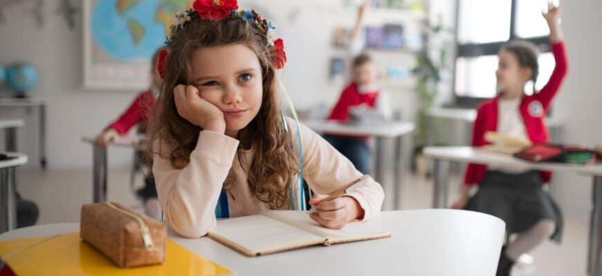 Головне знати, що таке майдан: – українка показала, як солов’їній вчать за кордоном Головне знати, що таке майдан: – українка показала, як солов’їній вчать за кордоном