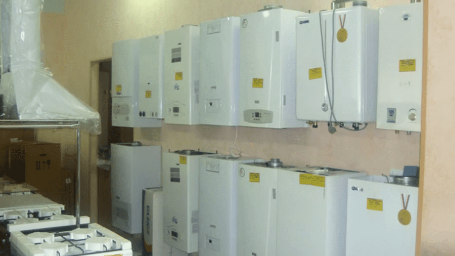 Експерти розповіли, чи можна постійно залишати включеним бойлер для нагріву води