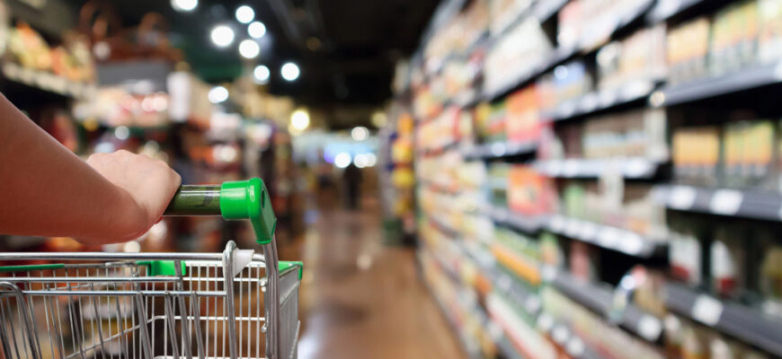 Маленькі, але «золоті»: що українці найчастіше виносять із магазинів і як це виглядає в Європі Маленькі, але «золоті»: що українці найчастіше виносять із магазинів і як це виглядає в Європі