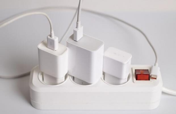 Може статися, що завгодно: Ексміністр енергетики закликав українців вимикати прилади з розеток Може статися, що завгодно: Ексміністр енергетики закликав українців вимикати прилади з розеток