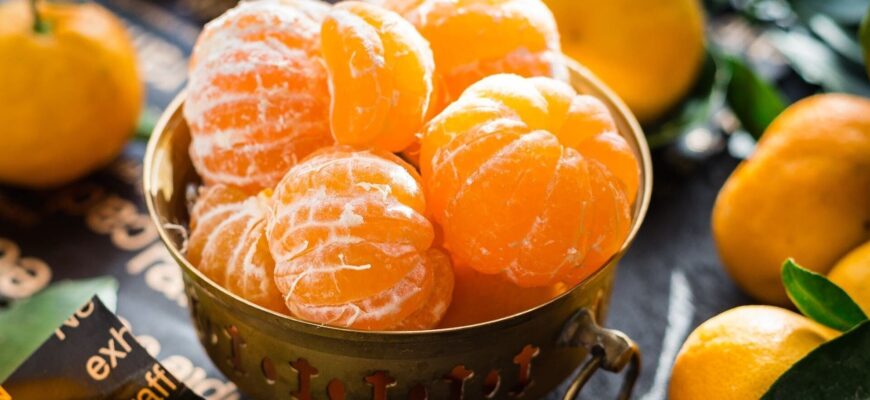 Навіть дуже кислі мандарини за 15 хвилин стануть солодкими: ось що потрібно зробити Навіть дуже кислі мандарини за 15 хвилин стануть солодкими: ось що потрібно зробити