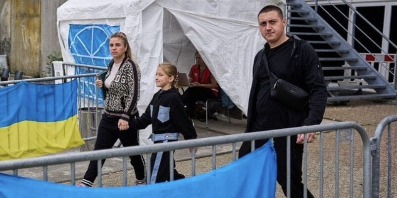 Скільки українських чоловіків віком 18-22 років виїхали з України — нардеп назвав шокувальне число Скільки українських чоловіків віком 18-22 років виїхали з України — нардеп назвав шокувальне число