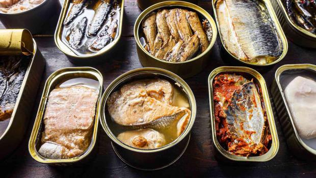 Справді корисні! П’ять консервованих продуктів, які варто додати до раціону Справді корисні! П’ять консервованих продуктів, які варто додати до раціону