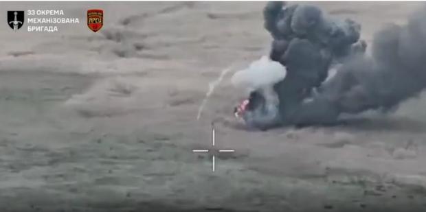 Техніка росіян затонула під час спроби форсування річки Казенний Торець на Донеччині (відео) Техніка росіян затонула під час спроби форсування річки Казенний Торець на Донеччині (відео)