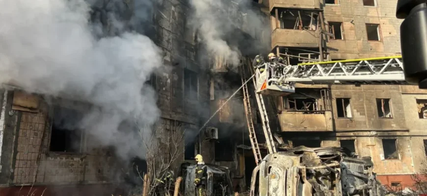 Удар по Тернополю: кількість жертв зростає, серед загиблих — діти Удар по Тернополю: кількість жертв зростає, серед загиблих — діти