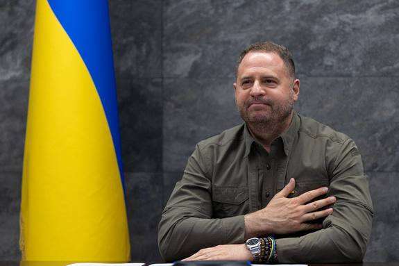 Відставка Єрмака: що сталося та як реагують в Україні й за кордоном Відставка Єрмака: що сталося та як реагують в Україні й за кордоном