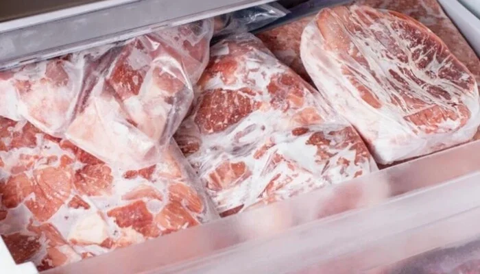 Скільки можна зберігати м’ясо в морозилці: результати нового дослідження Скільки можна зберігати м’ясо в морозилці: результати нового дослідження