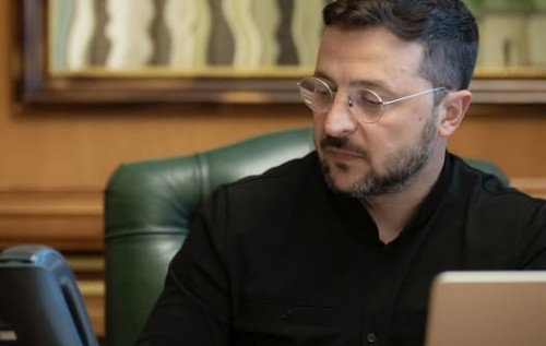 Зеленський: Путін точно не піде на діалог, якщо ЄС не погодить “репараційну позику” Зеленський: Путін точно не піде на діалог, якщо ЄС не погодить “репараційну позику”