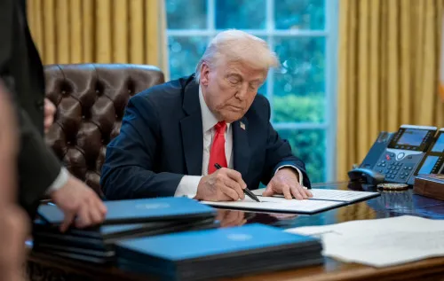 Трамп призначив спецпосланця США у Гренландії Трамп призначив спецпосланця США у Гренландії