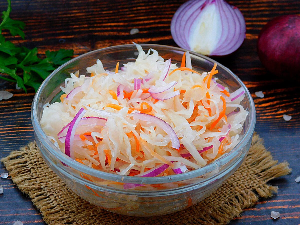 Господині розповіли, у які дні в грудні не можна квасити капусту