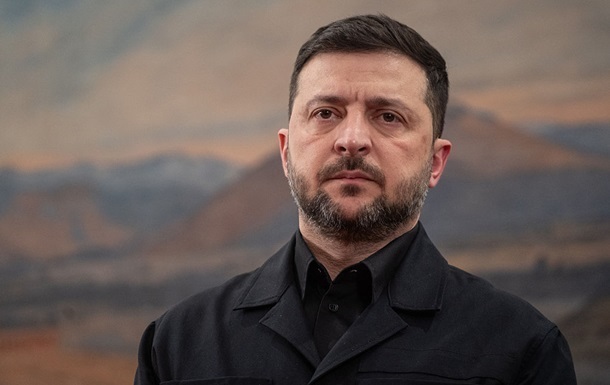 Зеленський вийшов з терміновими новинами до українів Зеленський вийшов з терміновими новинами до українів