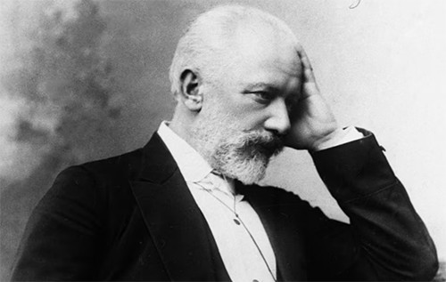 Українська земля і так багато дала Чайковському. Але у нас тут не Росія на мінімалках, — Портников Українська земля і так багато дала Чайковському. Але у нас тут не Росія на мінімалках, — Портников