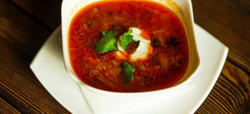 У куми – завжди коричневий борщ: розкрила їй 1 помилку та 1 рішення, аби українська класика була рубінова У куми – завжди коричневий борщ: розкрила їй 1 помилку та 1 рішення, аби українська класика була рубінова