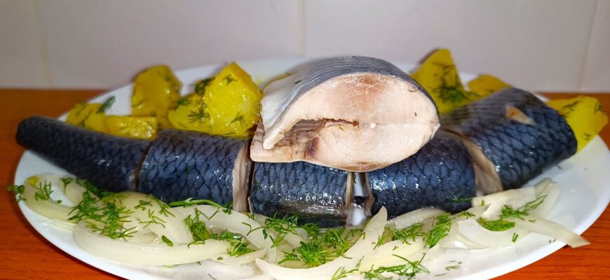 Секрети домашньої засолки свіжомороженого оселедця: вдалі пропорції солі + 1 порада для яскравого смаку Секрети домашньої засолки свіжомороженого оселедця: вдалі пропорції солі + 1 порада для яскравого смаку