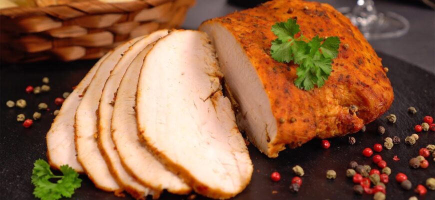 Якщо готую буженину, то лише таку: беру 1 кг індички, 2 ст. л. меду та трішки спецій – і отримую смакоту Якщо готую буженину, то лише таку: беру 1 кг індички, 2 ст. л. меду та трішки спецій – і отримую смакоту