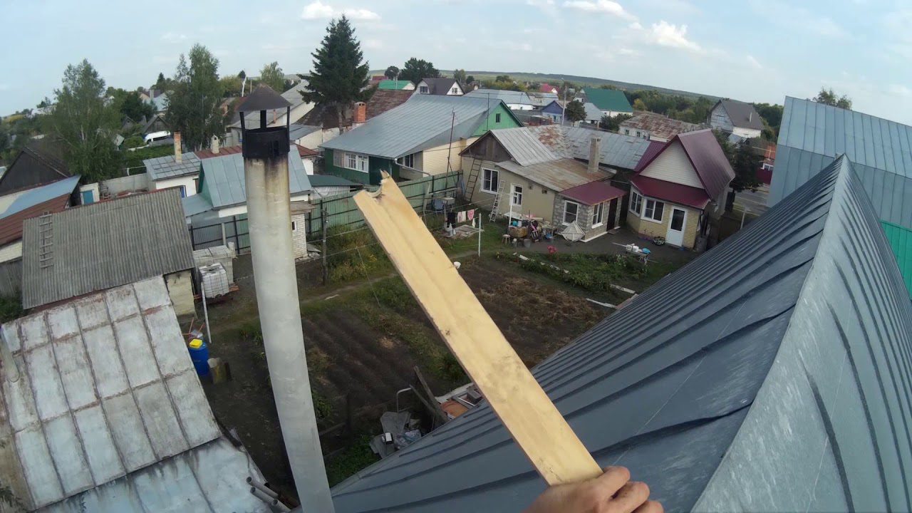 Господарі розповіли, як без зайвих фінансових витрат очистити димар від сажі