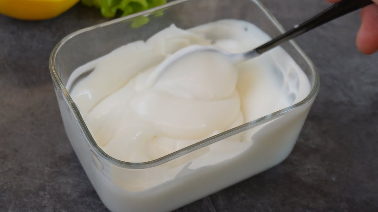 Кулінари розповіли, як правильно приготувати майонез у домашніх умовах