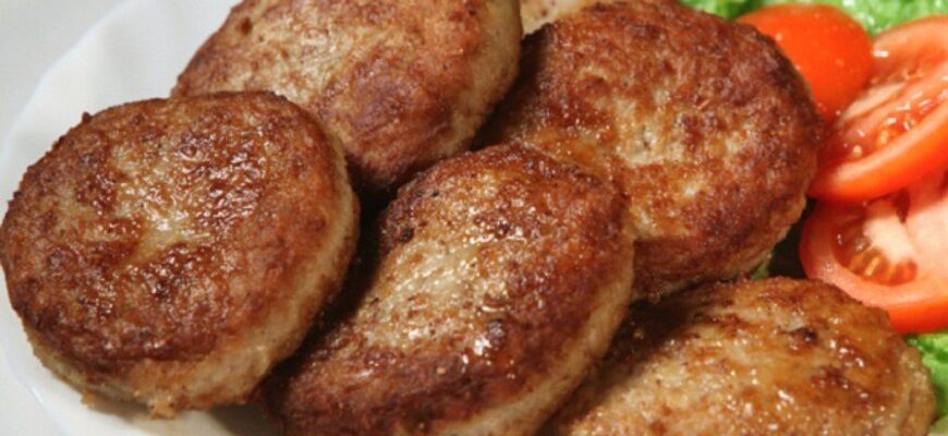 Секретний інгредієнт для котлет, який зробить їх смачнішими: тепер готую їх лише так Секретний інгредієнт для котлет, який зробить їх смачнішими: тепер готую їх лише так