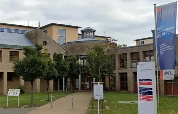 50 психлікарень відмовилися від 14-річної пацієнтки: Чим дівчинка-підліток настільки налякала медперсонал 50 психлікарень відмовилися від 14-річної пацієнтки: Чим дівчинка-підліток настільки налякала медперсонал