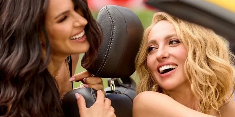 Полякова і Єфросиніна пояснили, чому сміялися на “Лізі сміху” під пісню Люленова про загиблих захисників Полякова і Єфросиніна пояснили, чому сміялися на “Лізі сміху” під пісню Люленова про загиблих захисників