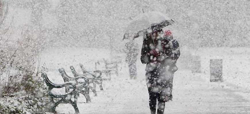 Україну атакує сильний снігопад: названо дату небезпечної погоди Україну атакує сильний снігопад: названо дату небезпечної погоди