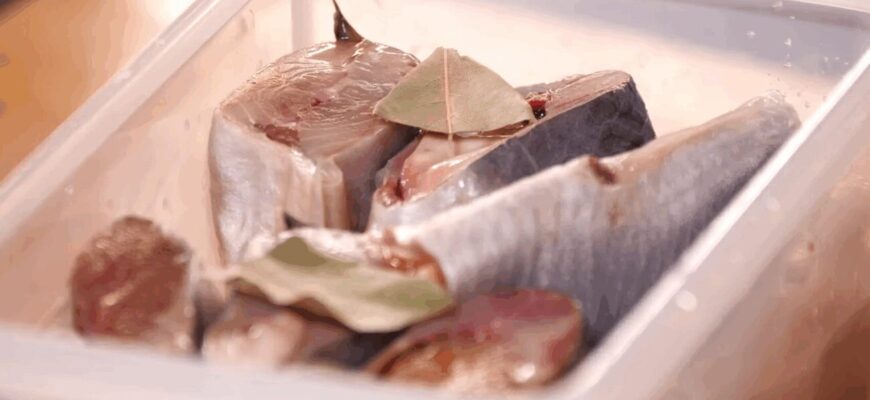 Готую цю страву щомісяця на замовлення чоловіка – найсмачніший оселедець в сметані. Рецепт Готую цю страву щомісяця на замовлення чоловіка – найсмачніший оселедець в сметані. Рецепт